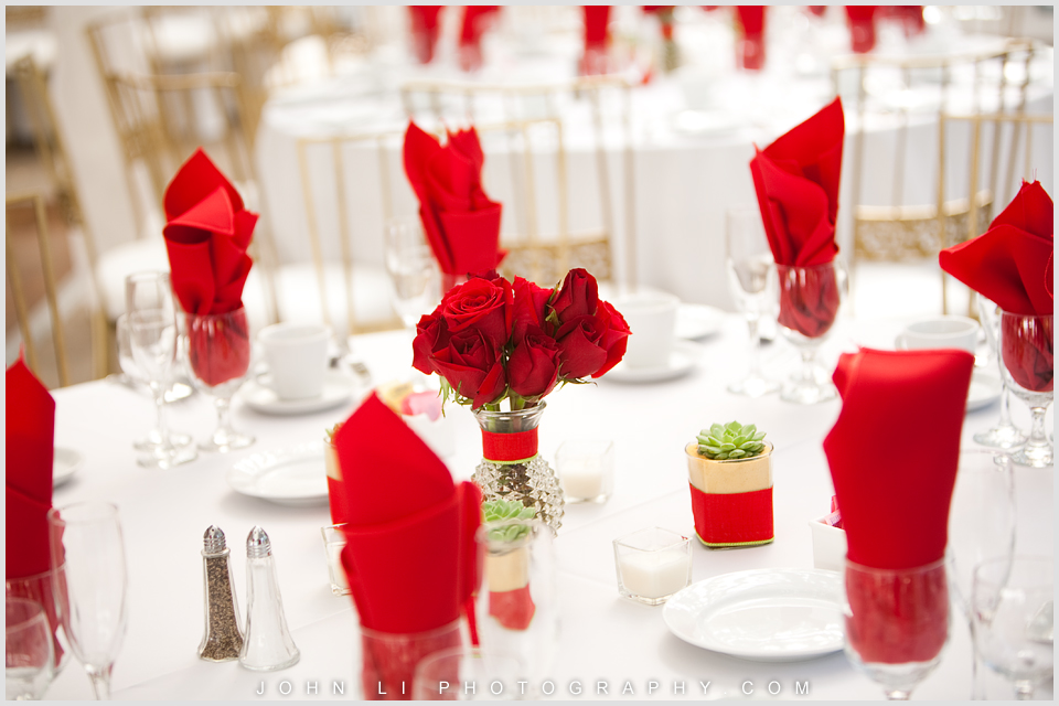 Rancho De Las Palmas wedding reception table setting