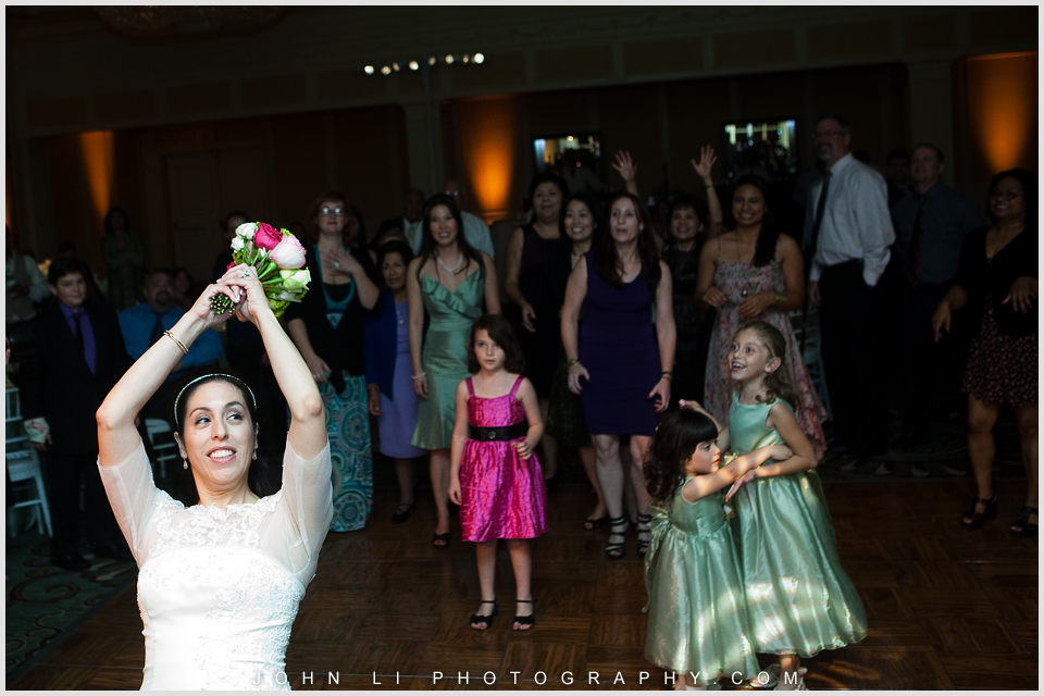 Bouquet toss monica wedding in Fairmont hotel