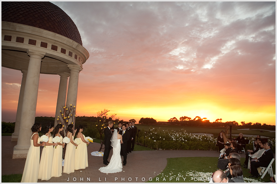 Sunset wedding ceremony in Pelican Hill