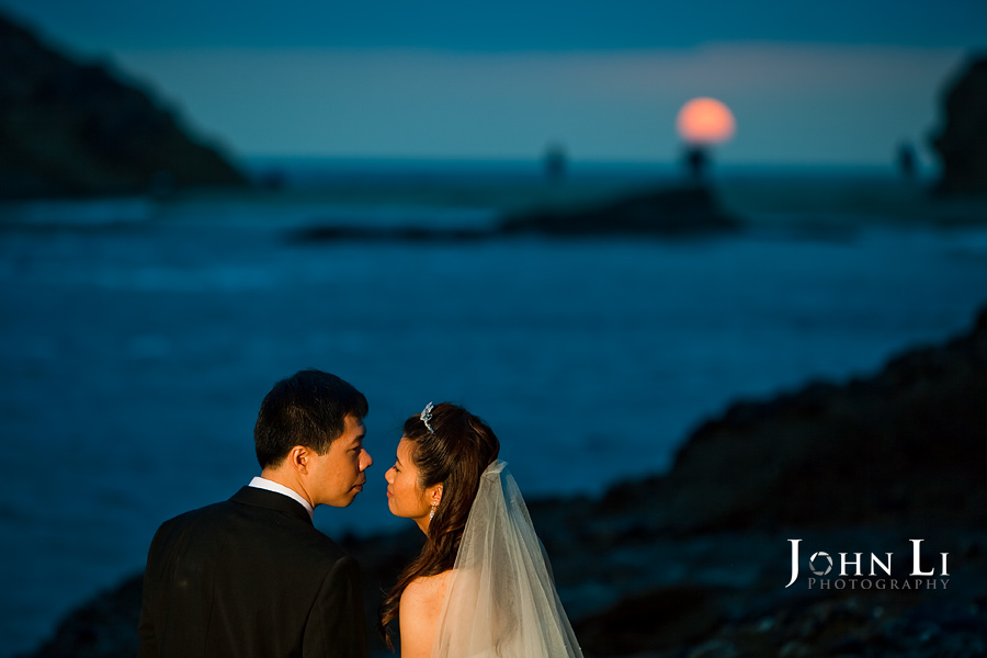 Sunset-wedding-photography-in-laguna-beach
