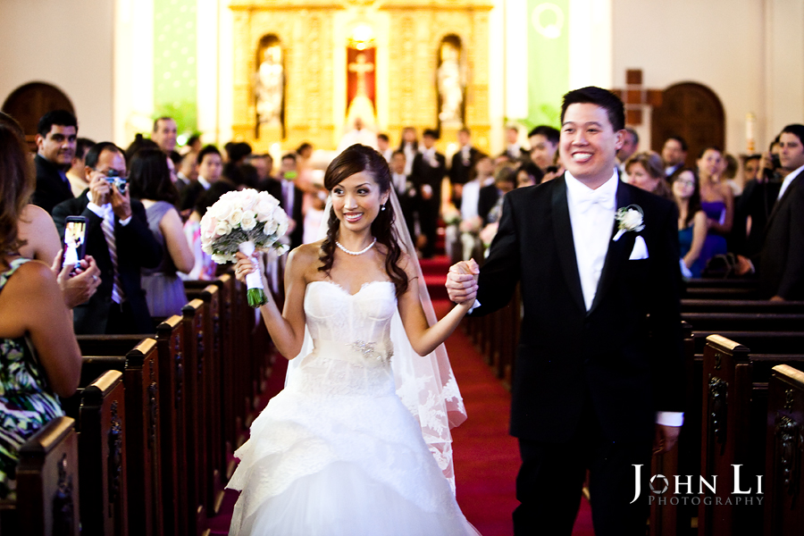 Holy Family Church South Pasadena bride and groom
