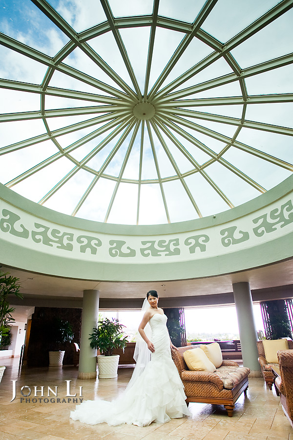 Hawaii wedding photography bride portrait