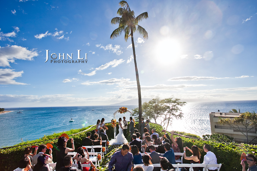 Hawaii wedding photography ceremony in Sheraton Maui Resort